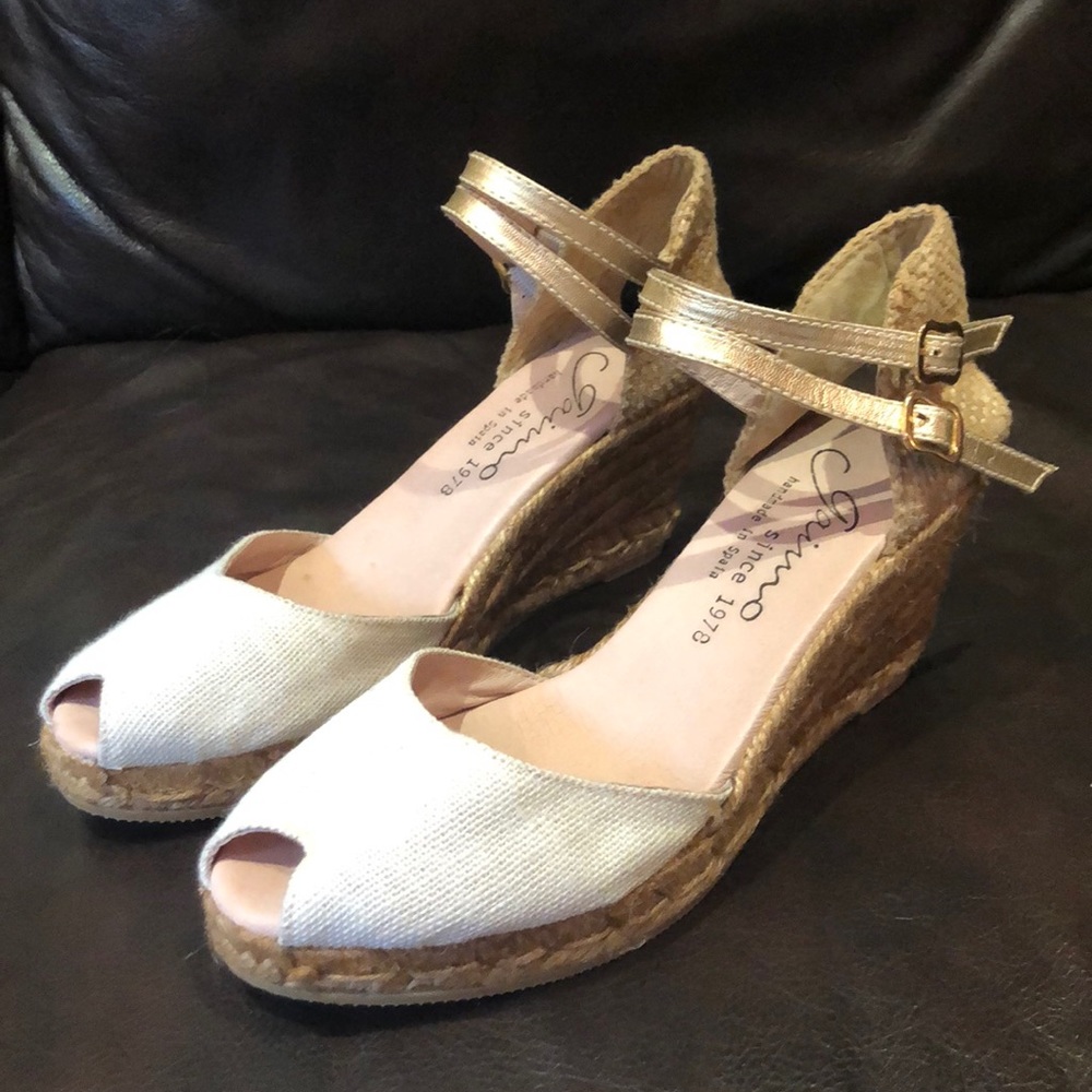 Wedged espadrilles